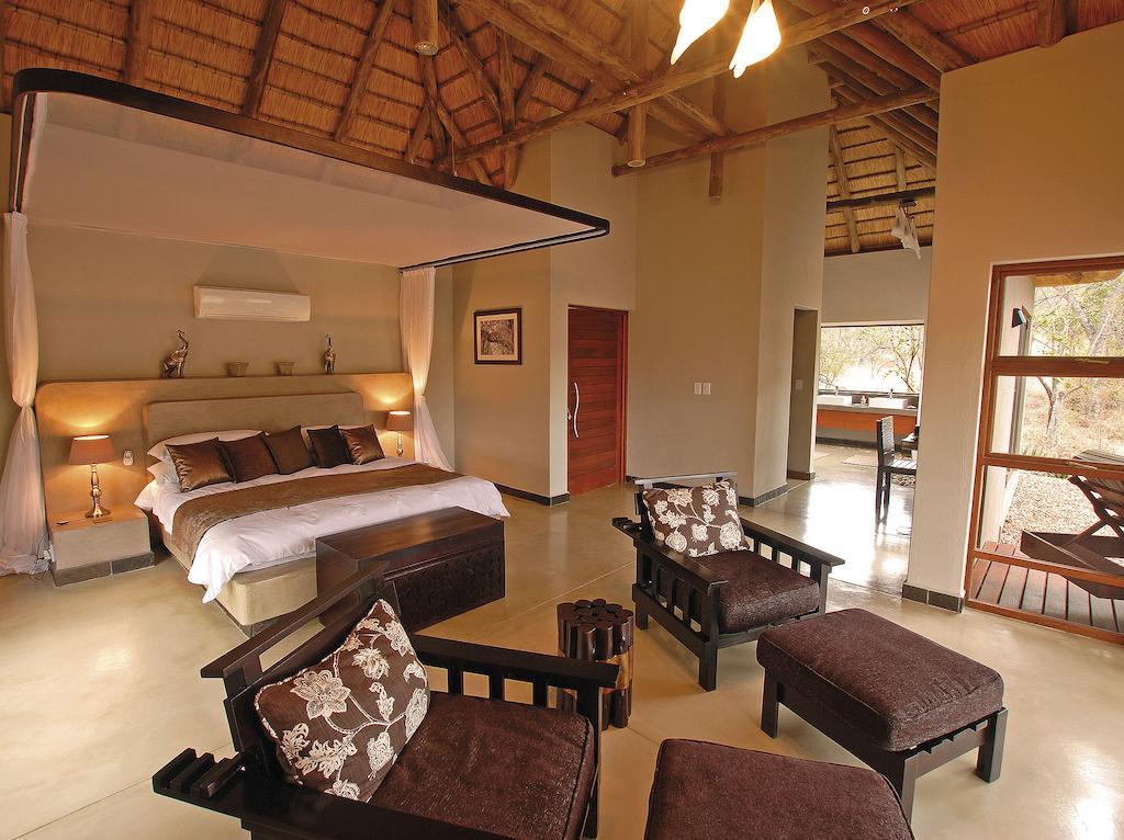 Raptor Retreat Game Lodge Hoedspruit Szoba fotó