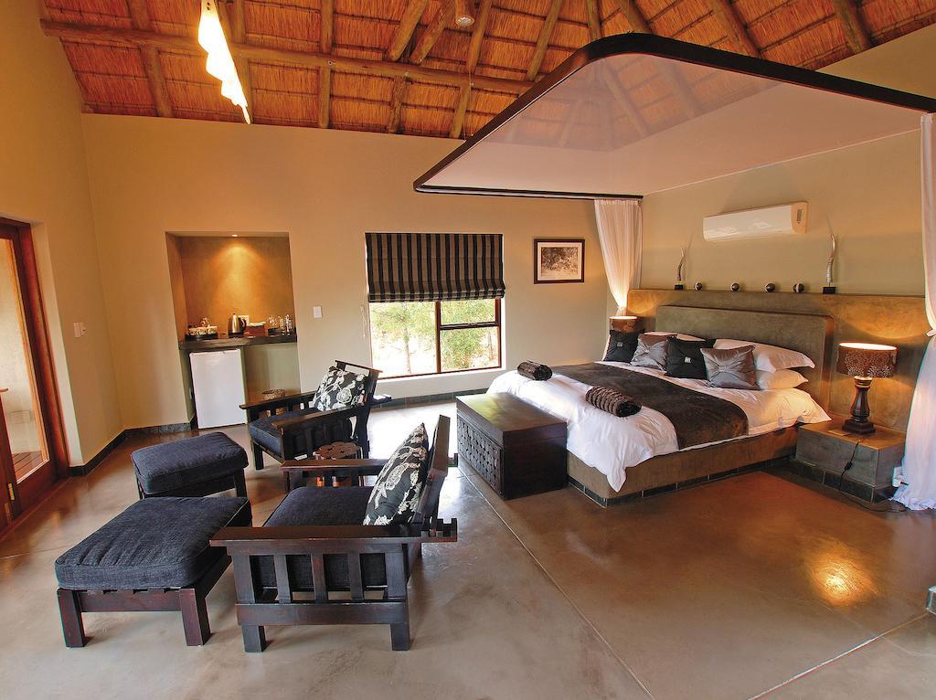 Raptor Retreat Game Lodge Hoedspruit Szoba fotó